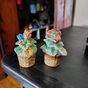 VTG Floral Potted Flowers Salt & Pepper Shakers Cottagecore Ceramic Hand Painted